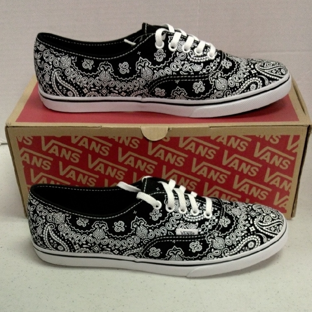 Vans Women's Black Paisley Sneakers